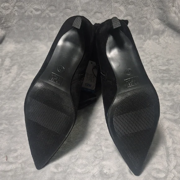 Time and Tru Black Heeled Slouch Boots Asst. Sizes - Picture 3 of 7